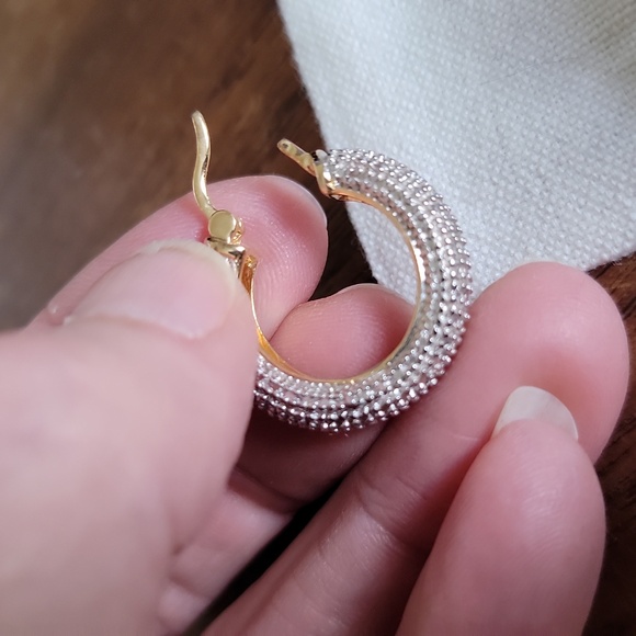 Three pairs of earrings all sterling - Picture 4 of 16